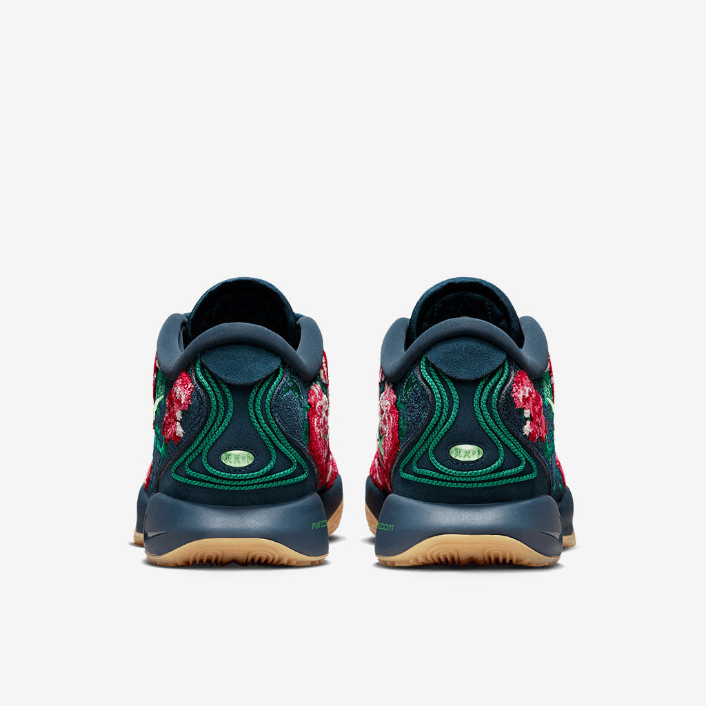 Nike LeBron 21 PRM